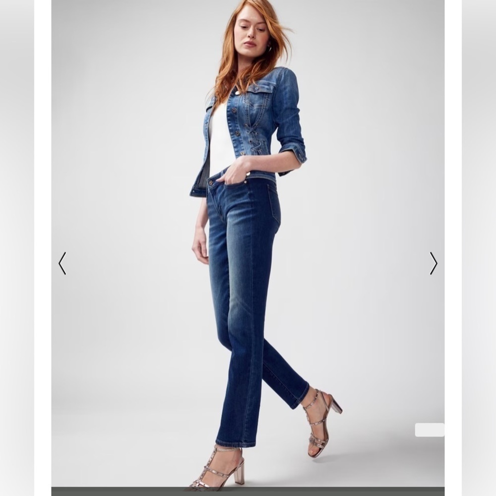 NWT White House Black Market jeans size 8